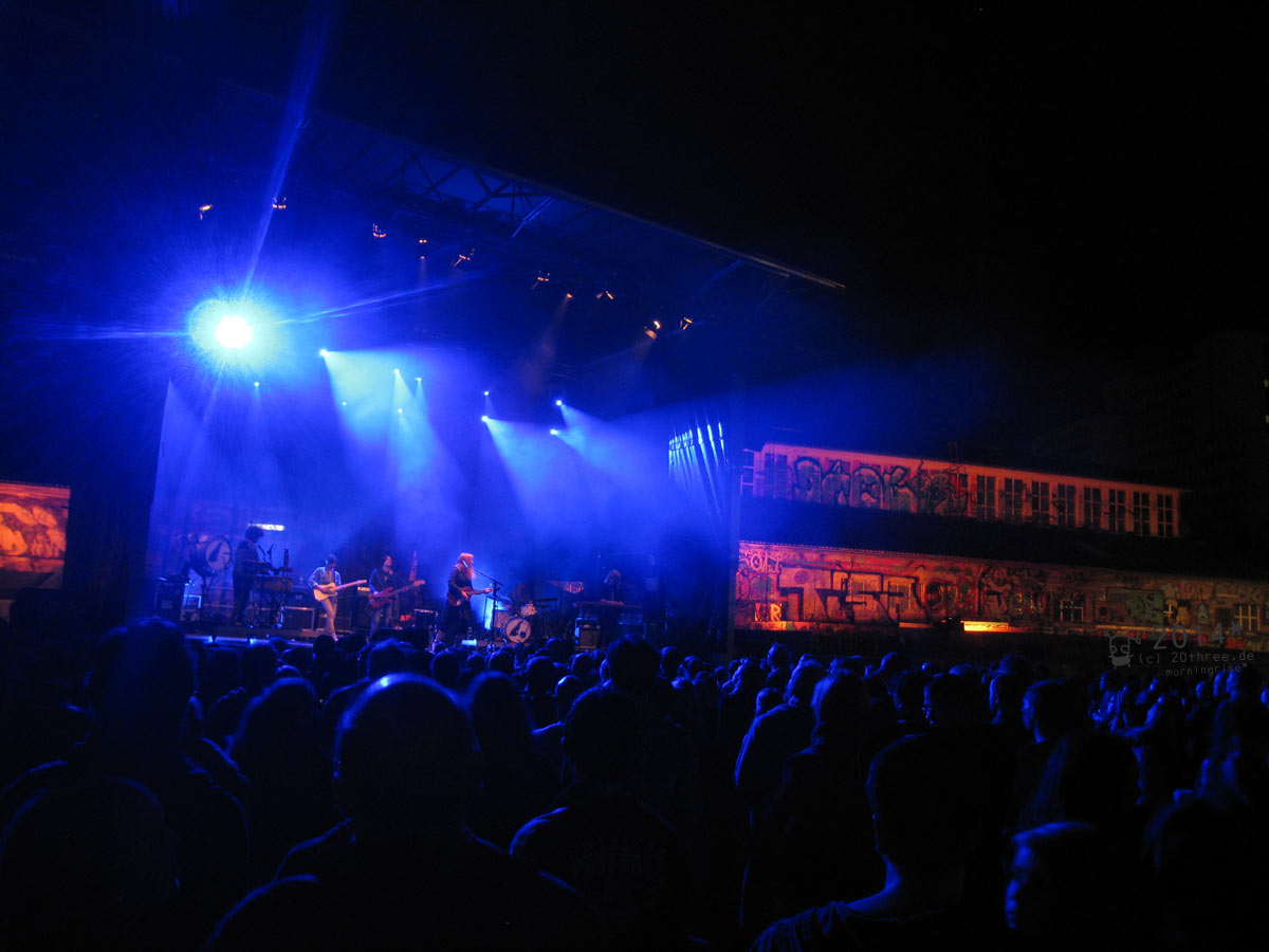 Blaues Licht . Folklore 2014